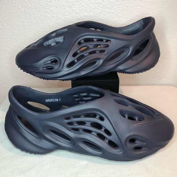 New FOAM Runner Sneakers Slides ‘Yeezy Type’ Mineral Blue Men’s size 10 - Picture 1 of 6